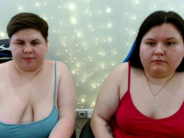 BeckyAndEllen webcam