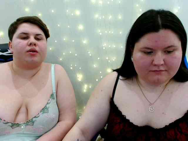 BeckyAndEllen webcam
