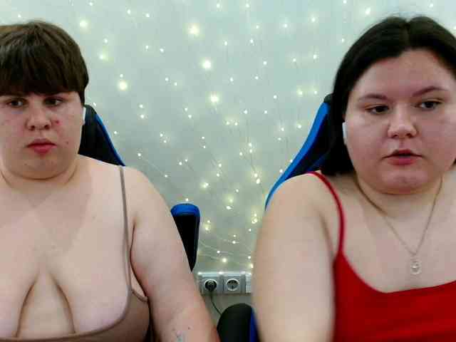 BeckyAndEllen webcam