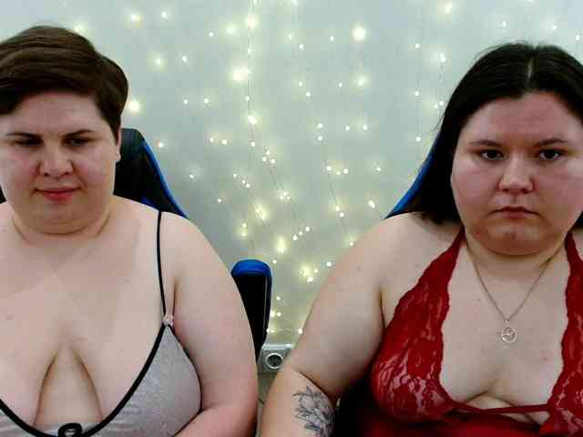 BeckyAndEllen webcam