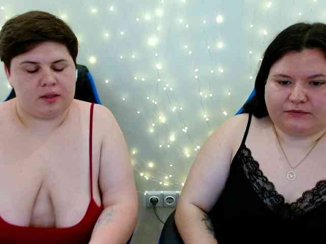 BeckyAndEllen webcam