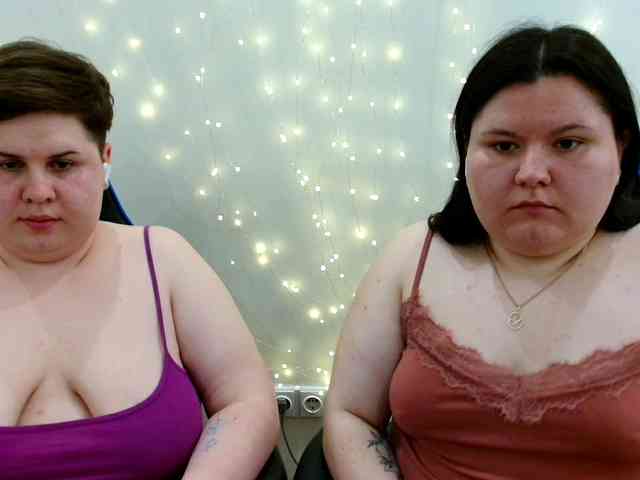 BeckyAndEllen webcam