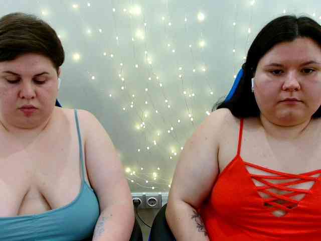 BeckyAndEllen webcam