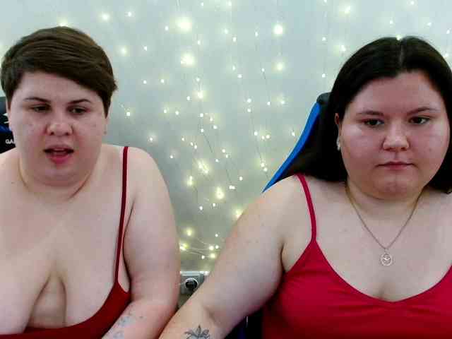 BeckyAndEllen webcam