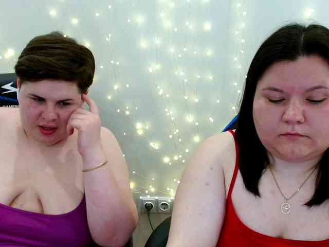 BeckyAndEllen webcam