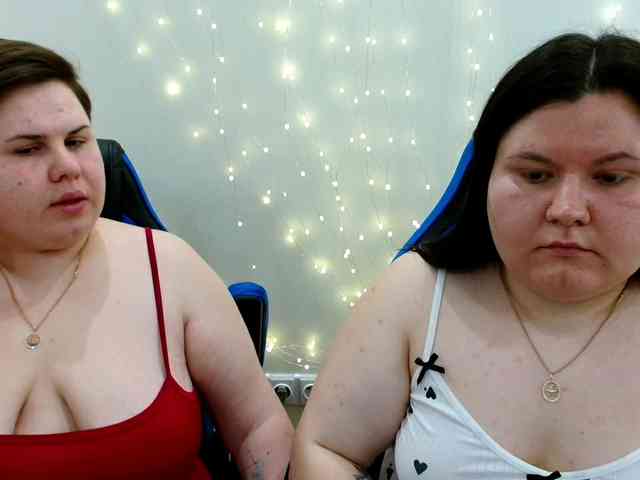 BeckyAndEllen webcam