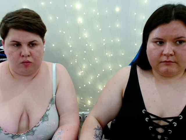 BeckyAndEllen webcam
