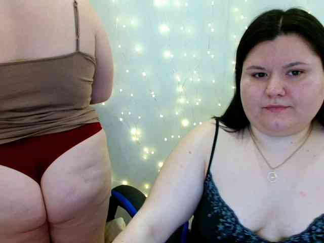 BeckyAndEllen webcam