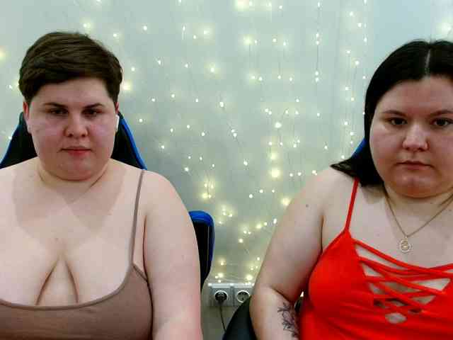 BeckyAndEllen webcam
