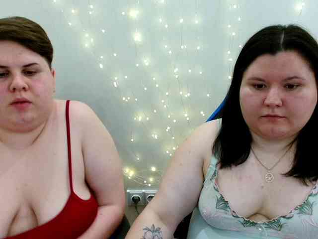 BeckyAndEllen webcam