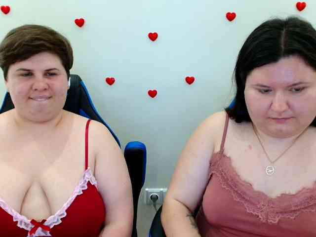 BeckyAndEllen webcam