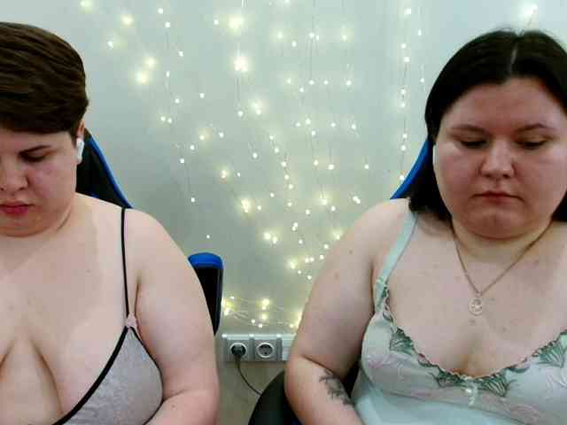 BeckyAndEllen webcam