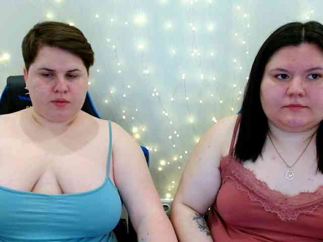 BeckyAndEllen webcam