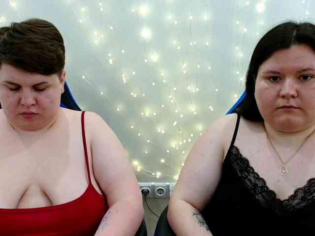 BeckyAndEllen webcam