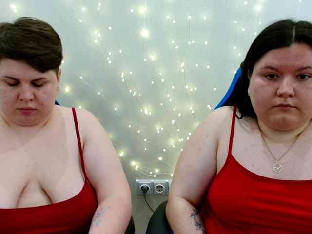 BeckyAndEllen webcam