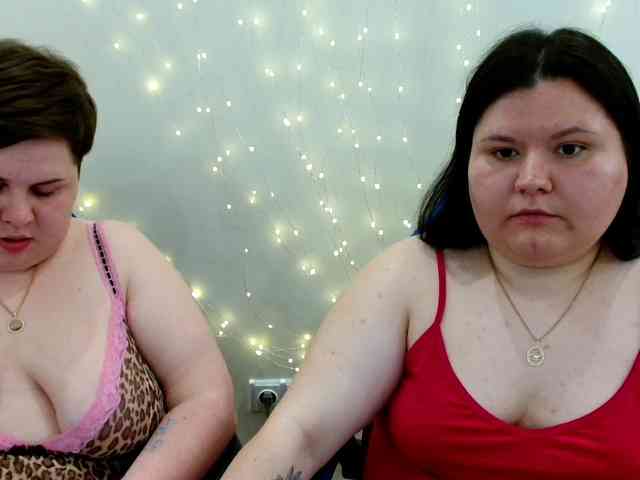 BeckyAndEllen webcam