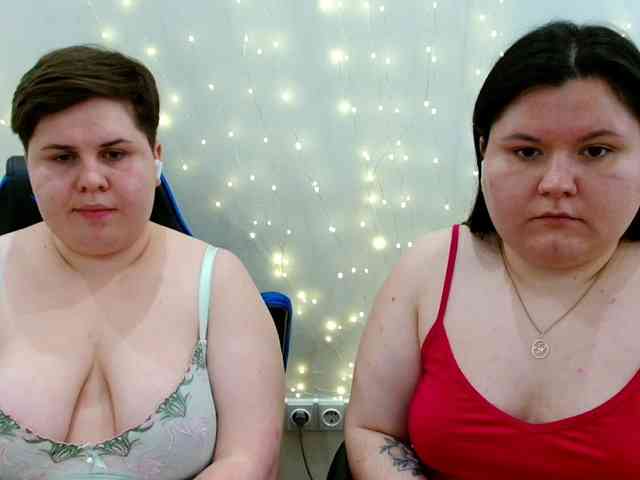 BeckyAndEllen webcam