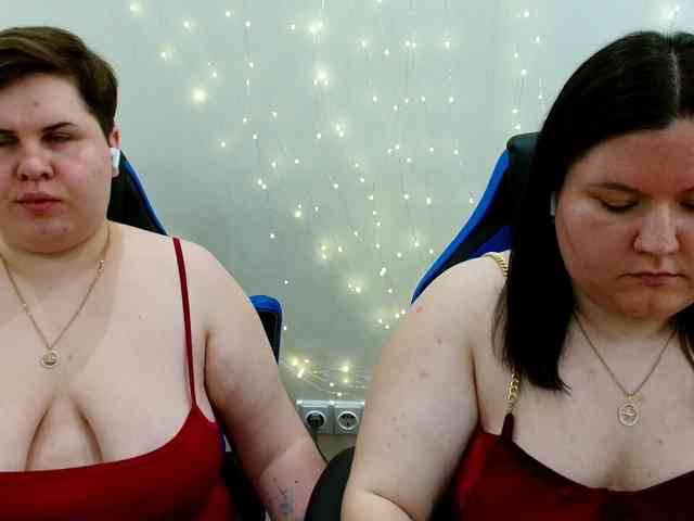 BeckyAndEllen webcam