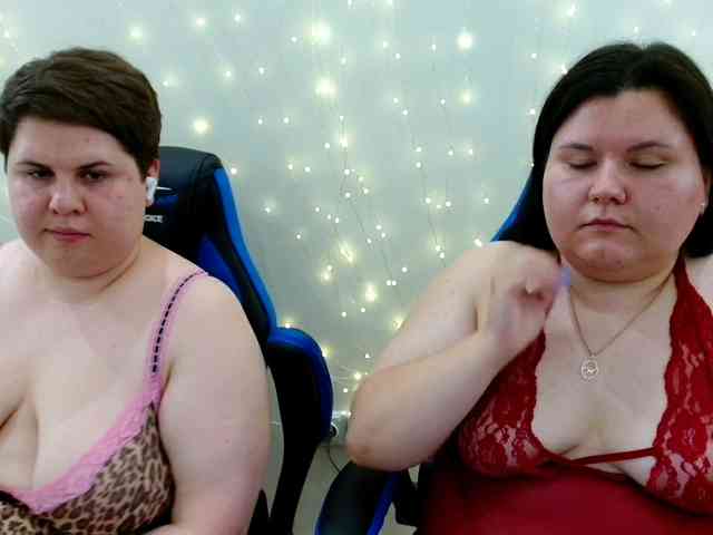BeckyAndEllen webcam