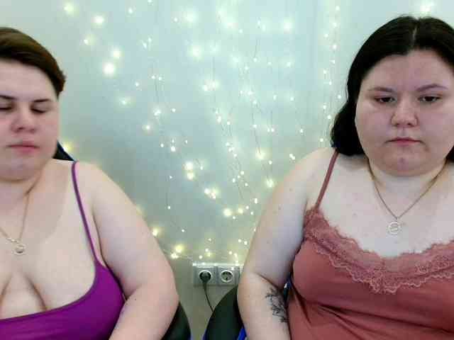 BeckyAndEllen webcam