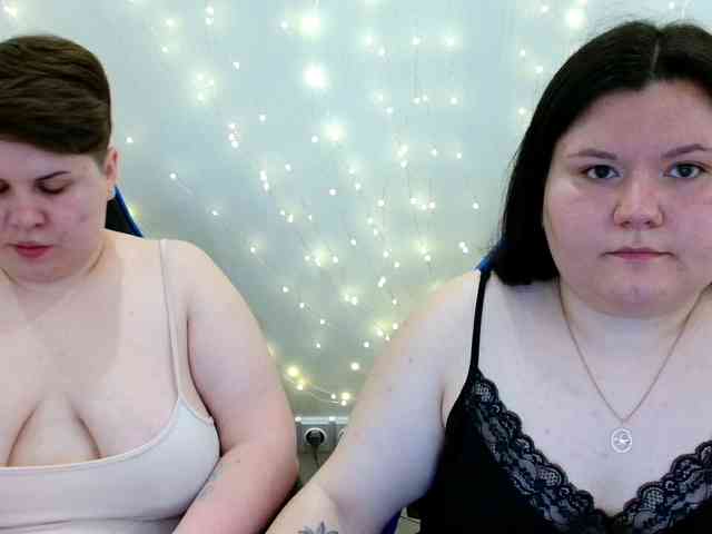 BeckyAndEllen webcam