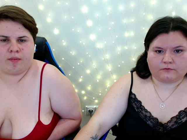 BeckyAndEllen webcam