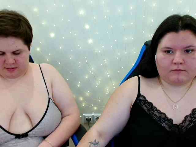 BeckyAndEllen webcam