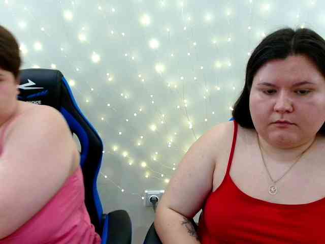 BeckyAndEllen webcam