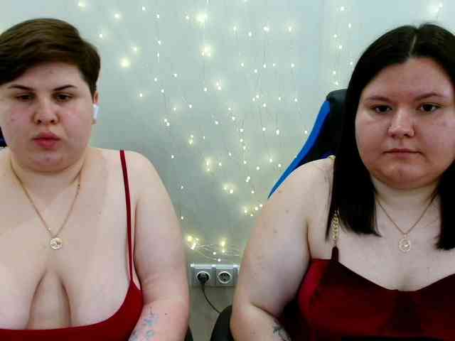 BeckyAndEllen webcam