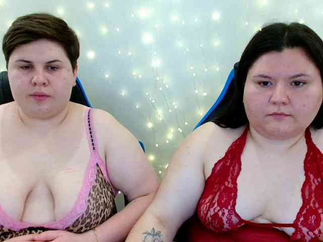 BeckyAndEllen webcam