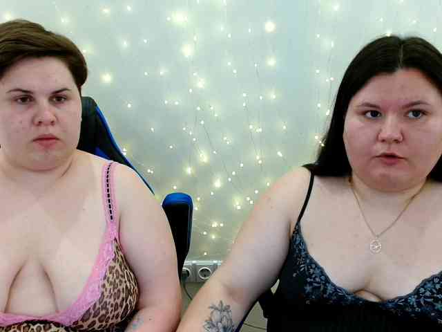 BeckyAndEllen webcam