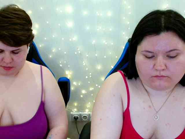 BeckyAndEllen webcam