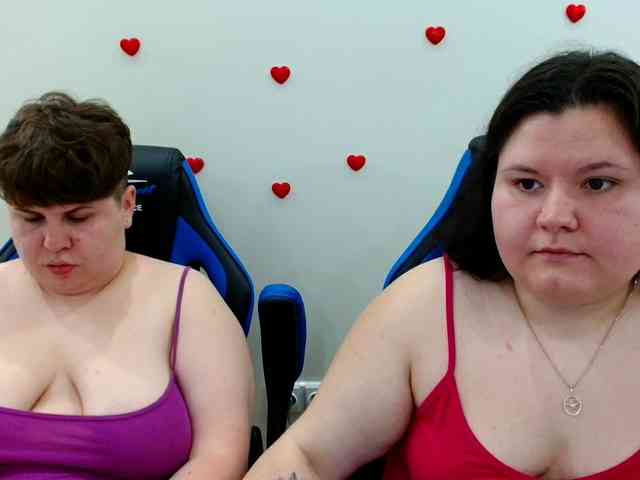 Model: BeckyAndEllen