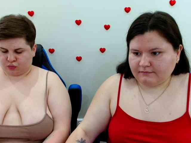 BeckyAndEllen webcam