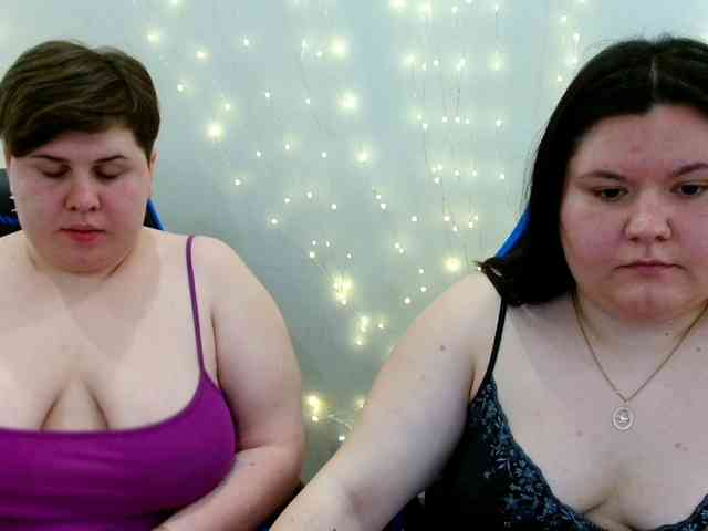 BeckyAndEllen webcam