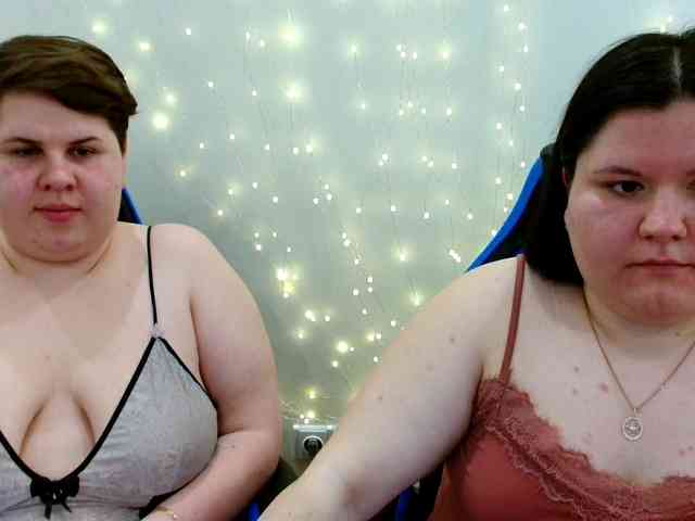 BeckyAndEllen webcam