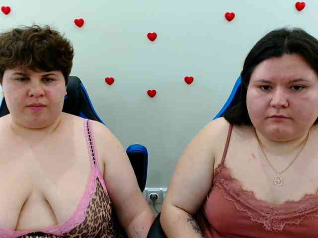 Model: BeckyAndEllen