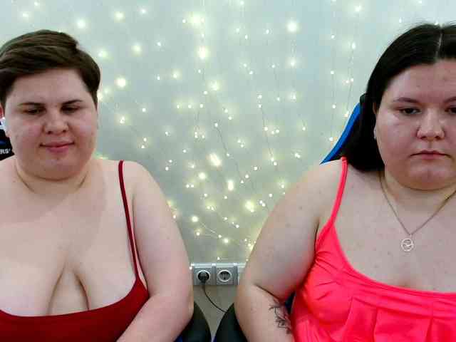 BeckyAndEllen webcam