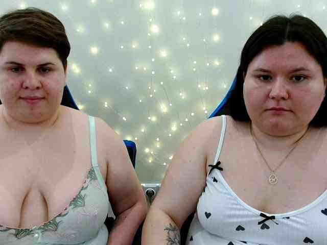 BeckyAndEllen webcam