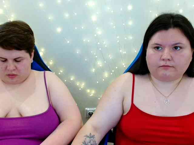 BeckyAndEllen webcam