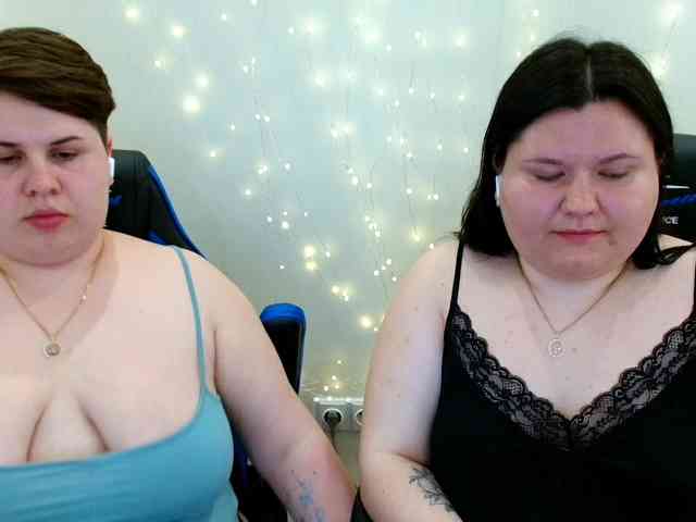 BeckyAndEllen webcam