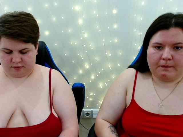 BeckyAndEllen webcam