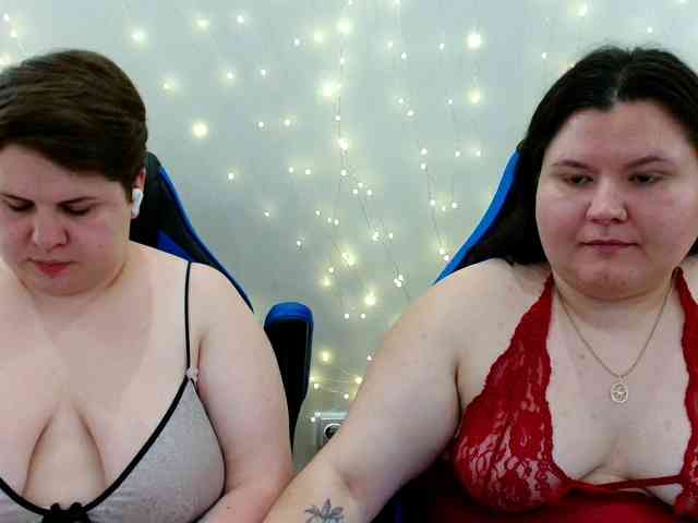 BeckyAndEllen webcam