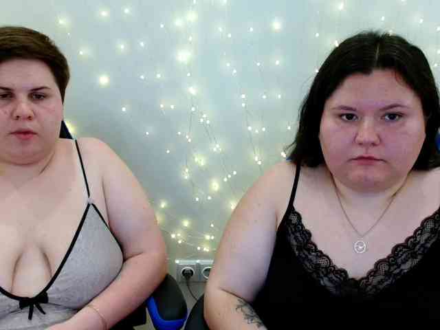 BeckyAndEllen webcam