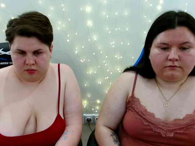 BeckyAndEllen webcam