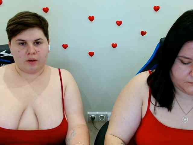 beckyandellen's live room