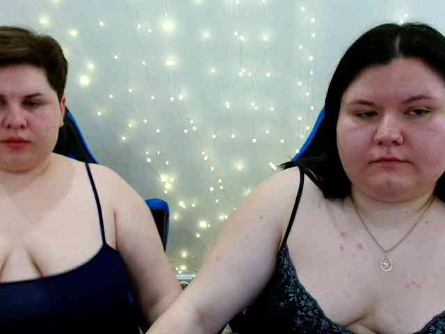 BeckyAndEllen webcam