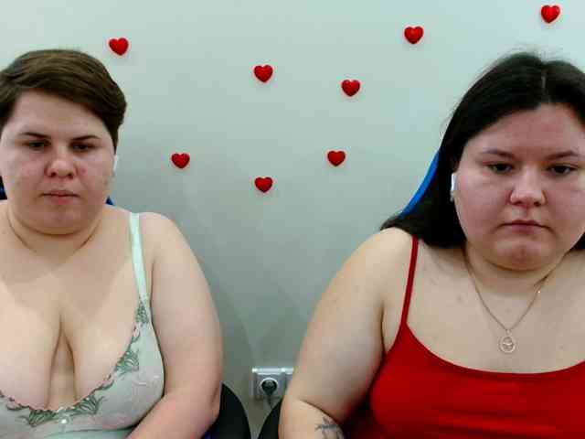 BeckyAndEllen webcam
