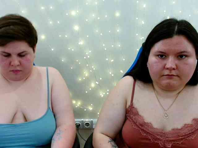 BeckyAndEllen webcam