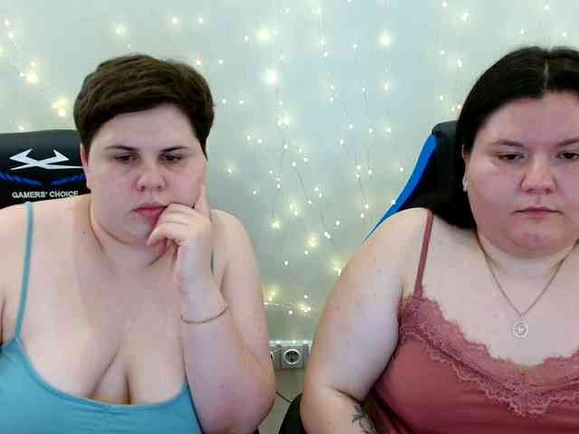 BeckyAndEllen webcam